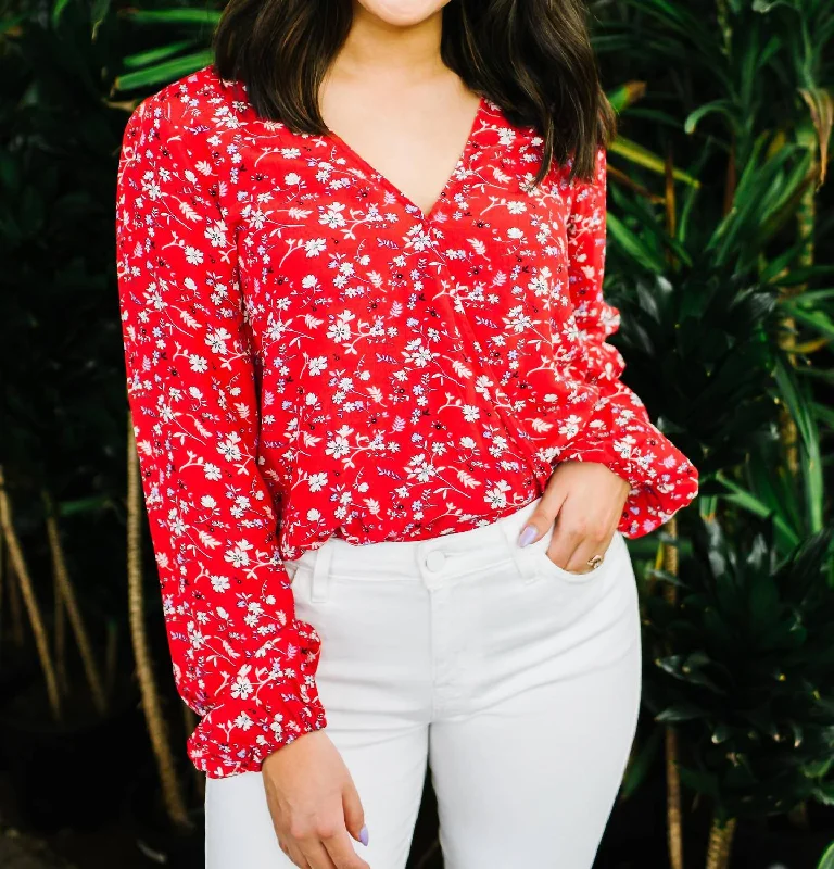 Cori Floral Blouse In Red