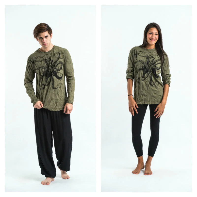 Unisex Octopus Long Sleeve T-Shirt in Green