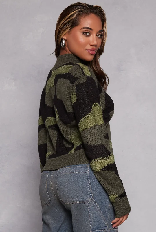 Camo Mock Neck Pullover Sweater