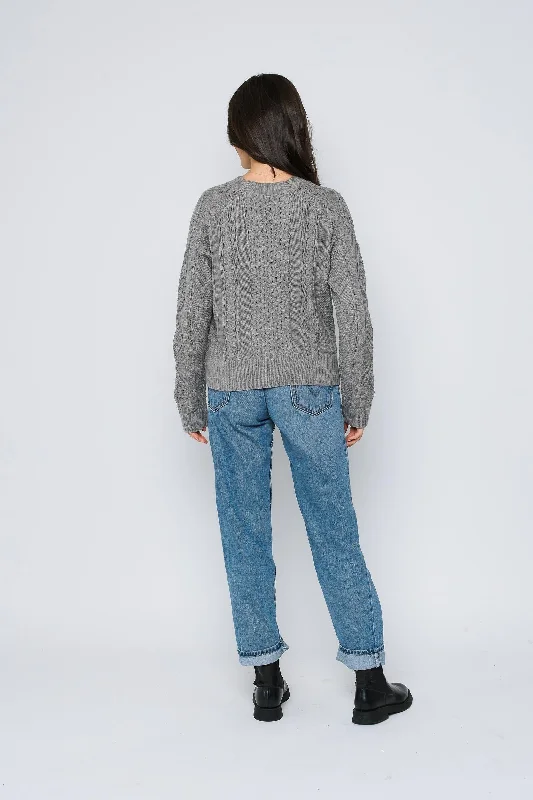 Willa Raglan Pullover