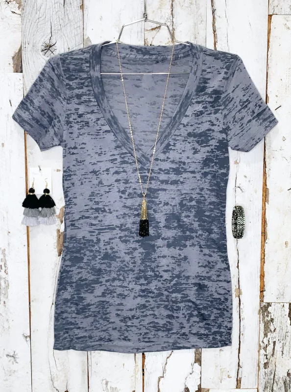 BASIC BURNOUT DEEP V-NECK TEE - GREY